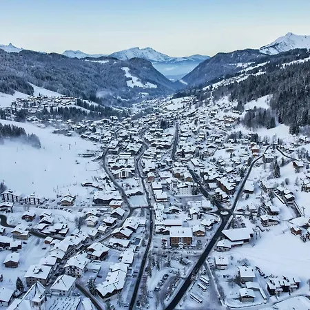 Aux Gets - 5 Pers, Balcon, Wi-fi, Parking, Proche Pistes Et Centre - Fr-1-671-151 Les Gets